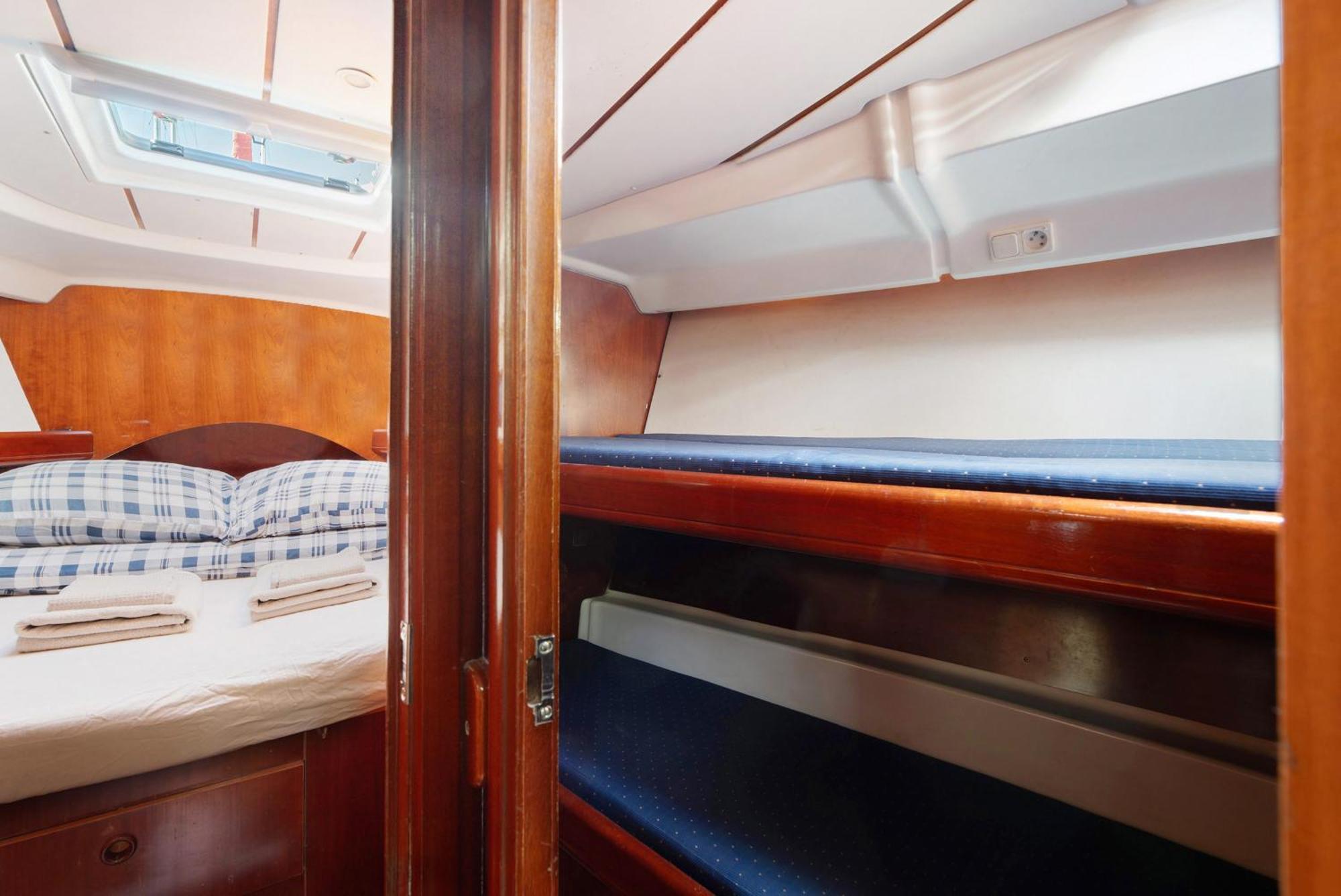 Hotel Pato Lucas Sail Boat à San Sebastián de la Gomera Extérieur photo